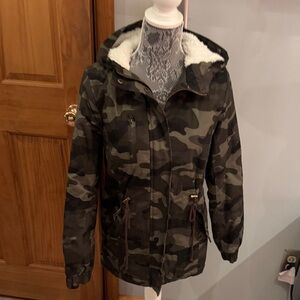 2Sable Camouflage Sherpa Lined Jacket